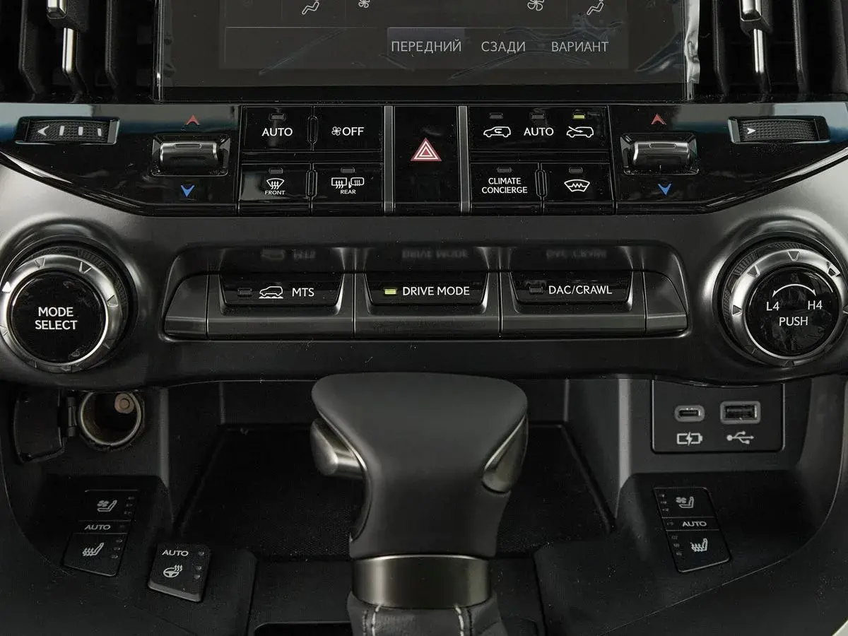 Lexus LX
