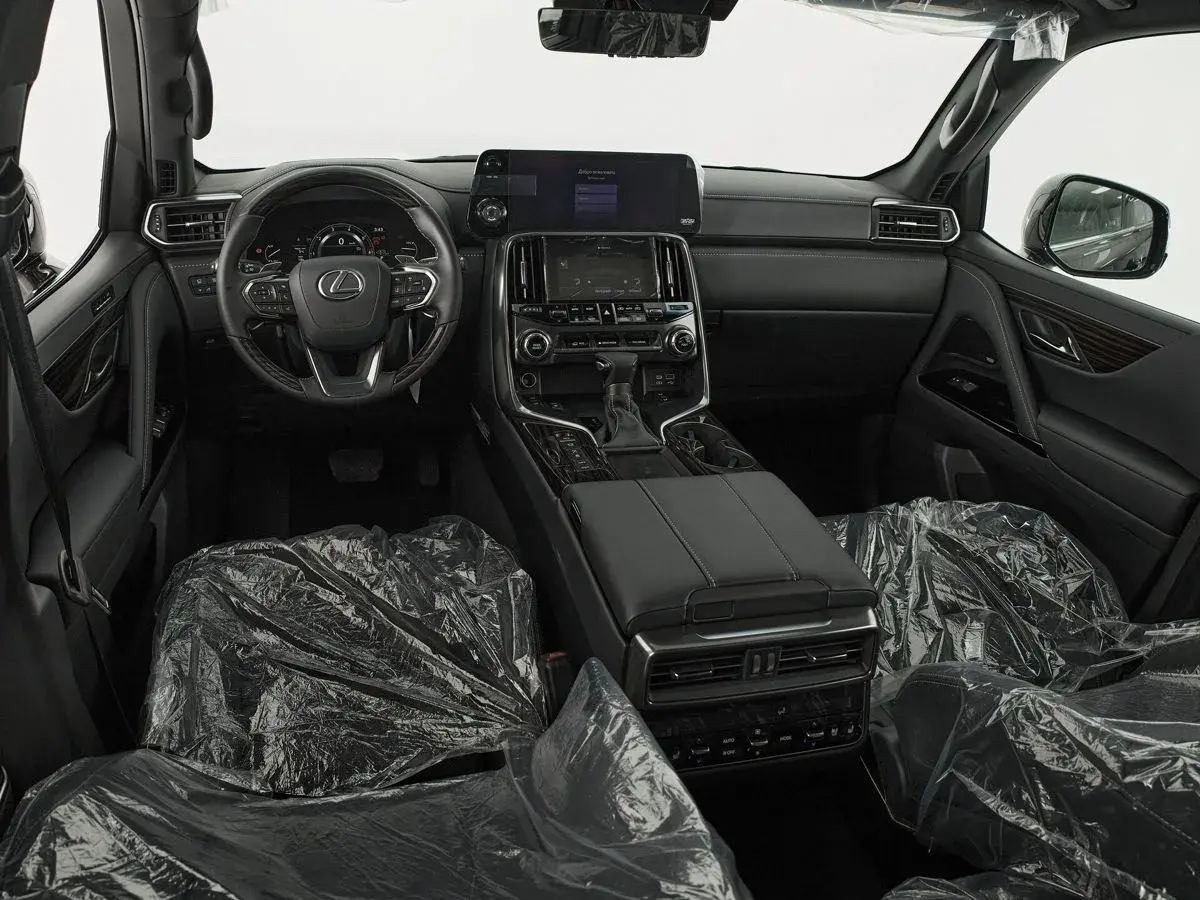 Lexus LX
