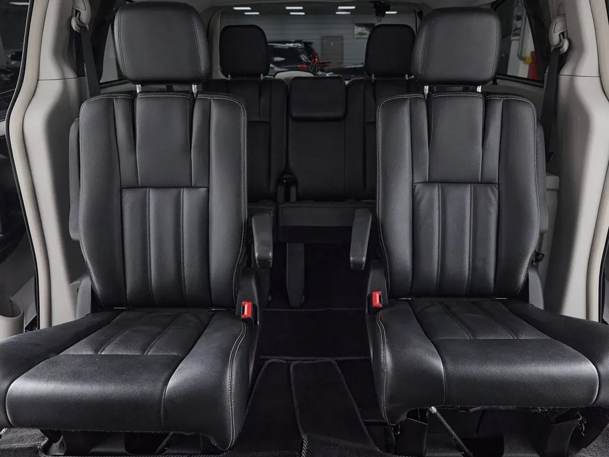 Chrysler Town & Country