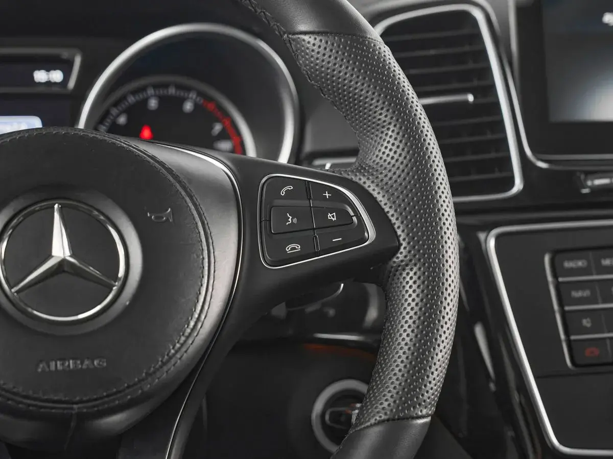 Mercedes benz GLS