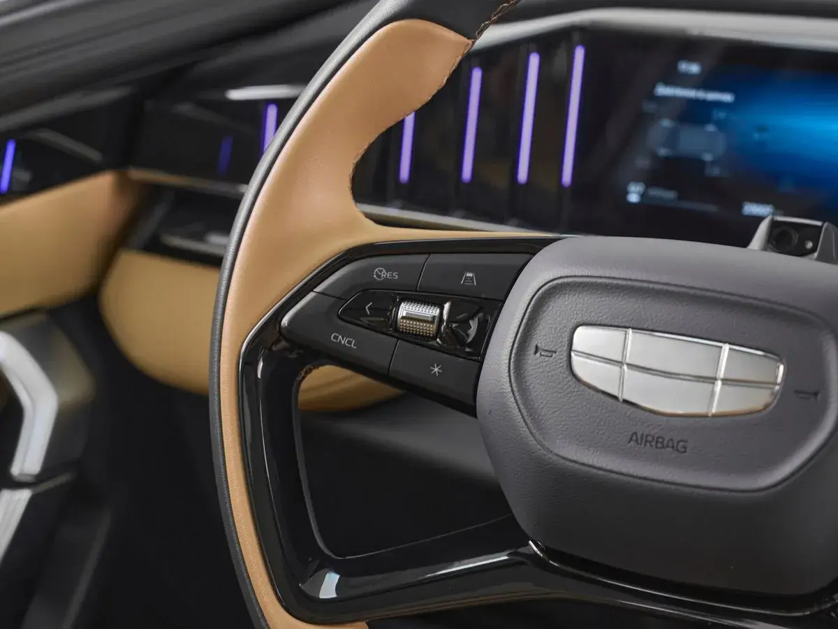 Geely Atlas