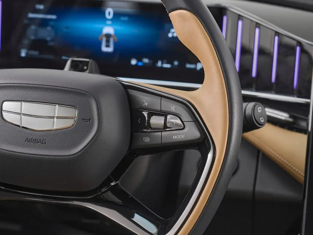 Geely Atlas