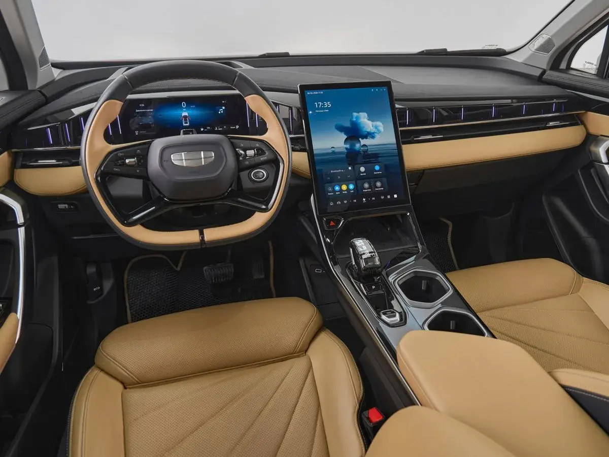 Geely Atlas