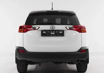 Toyota RAV4 Вид 5