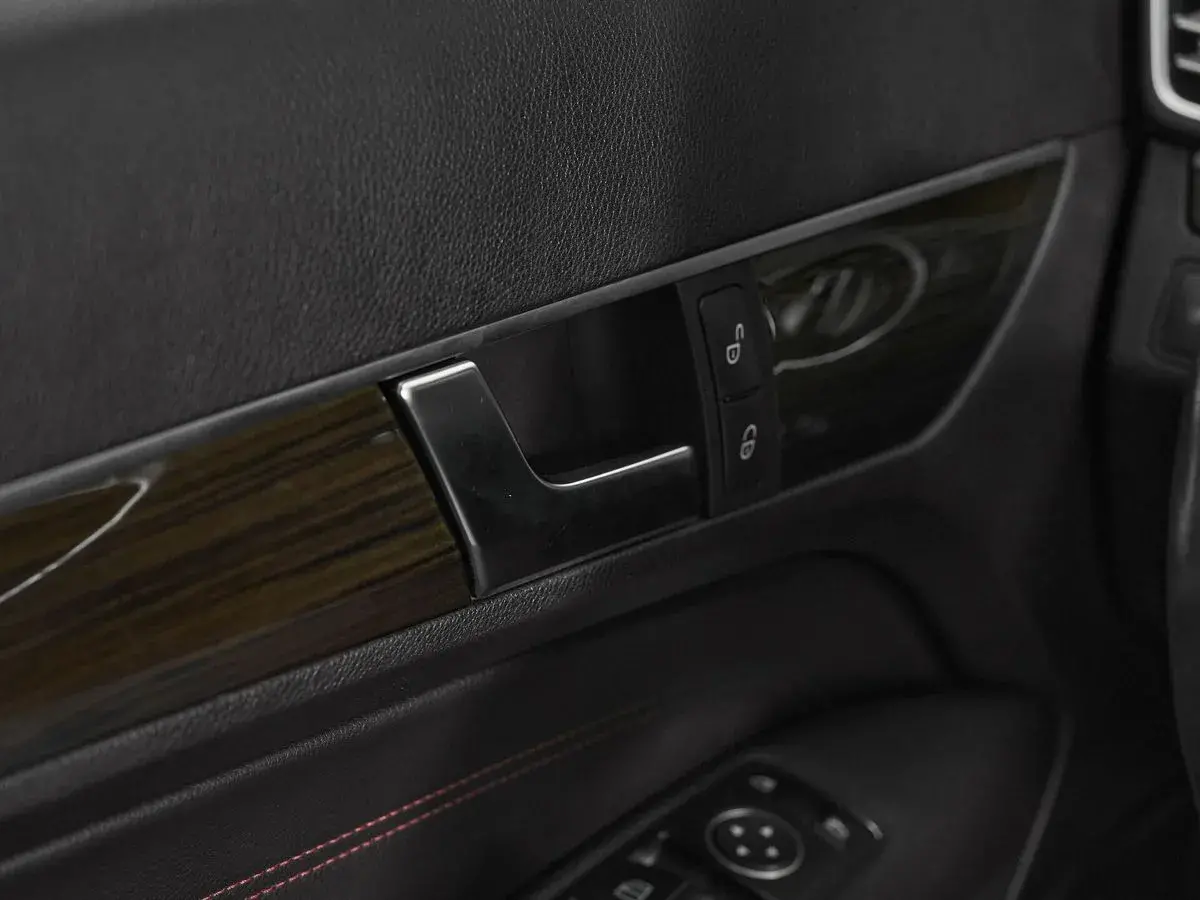 Mercedes benz E-Класс