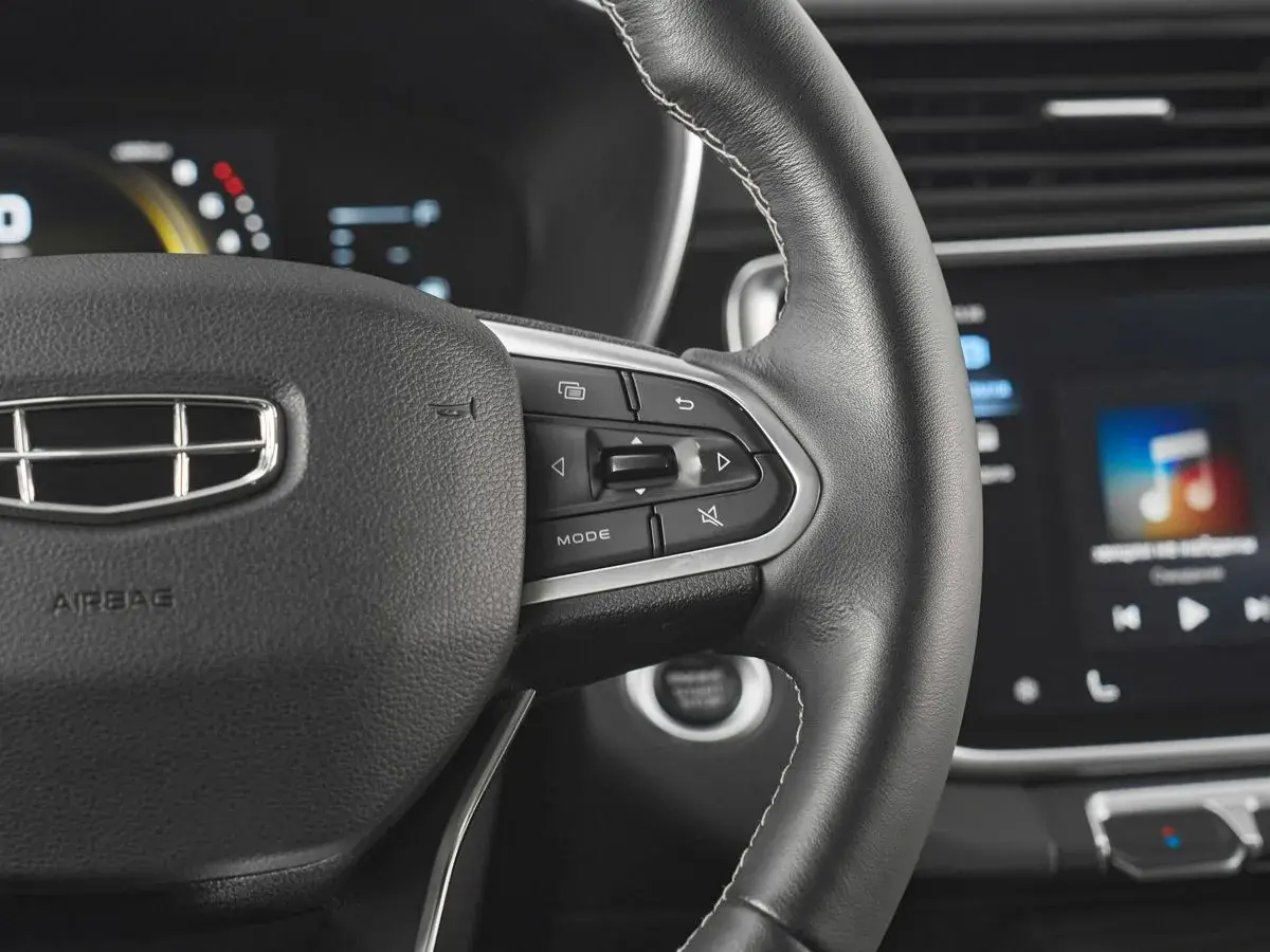 Geely Atlas Pro