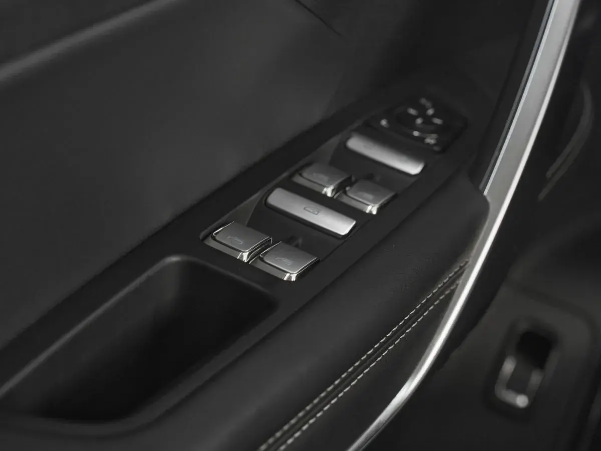 Geely Atlas Pro