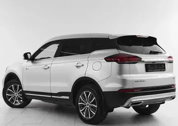 Geely Atlas Pro Вид 4