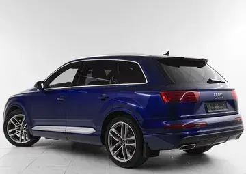 Audi Q7 Вид 4