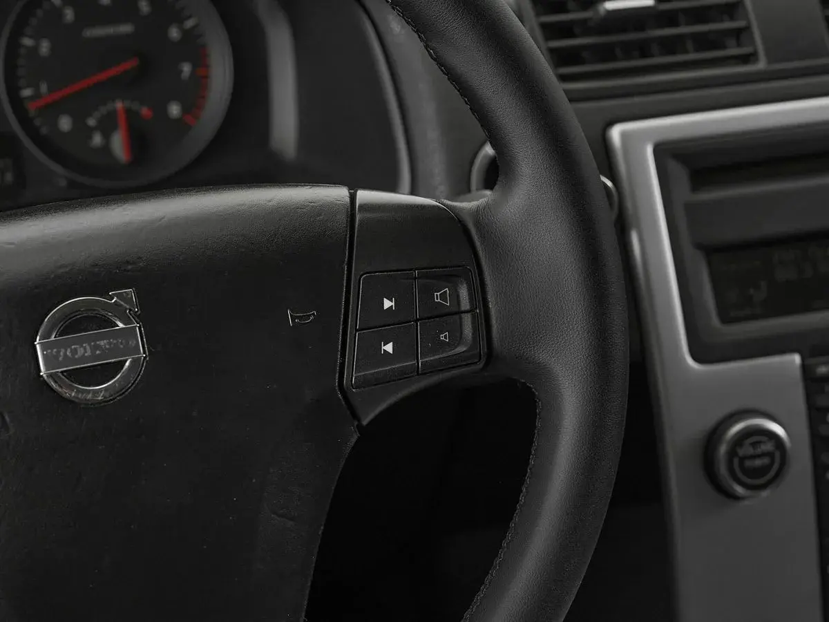 Volvo S40