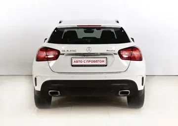 Mercedes benz GLA Вид 5