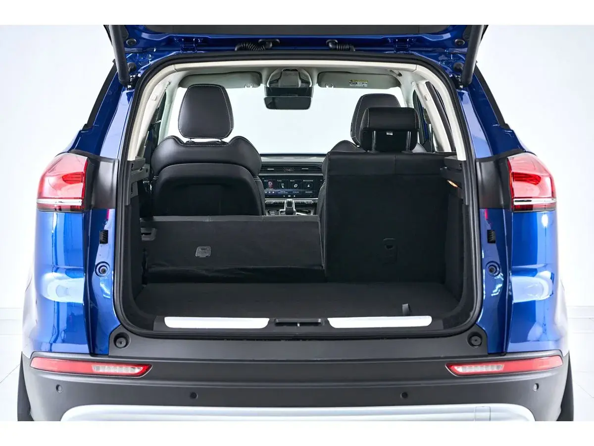 Geely Atlas Pro