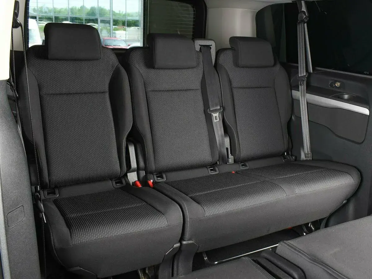 Peugeot Traveller