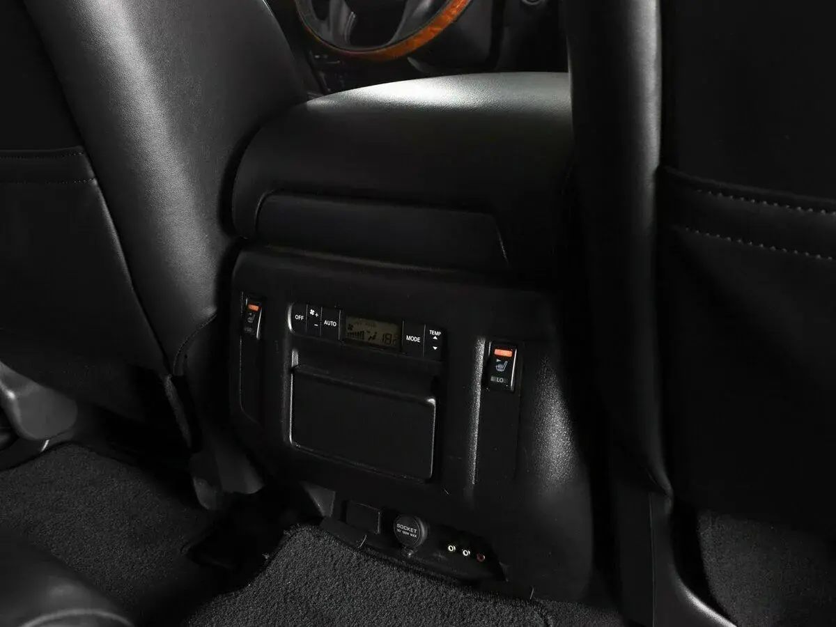 Infiniti QX80