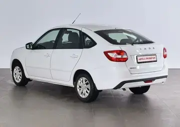 Lada Granta Вид 3