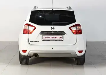 Nissan Terrano Вид 4