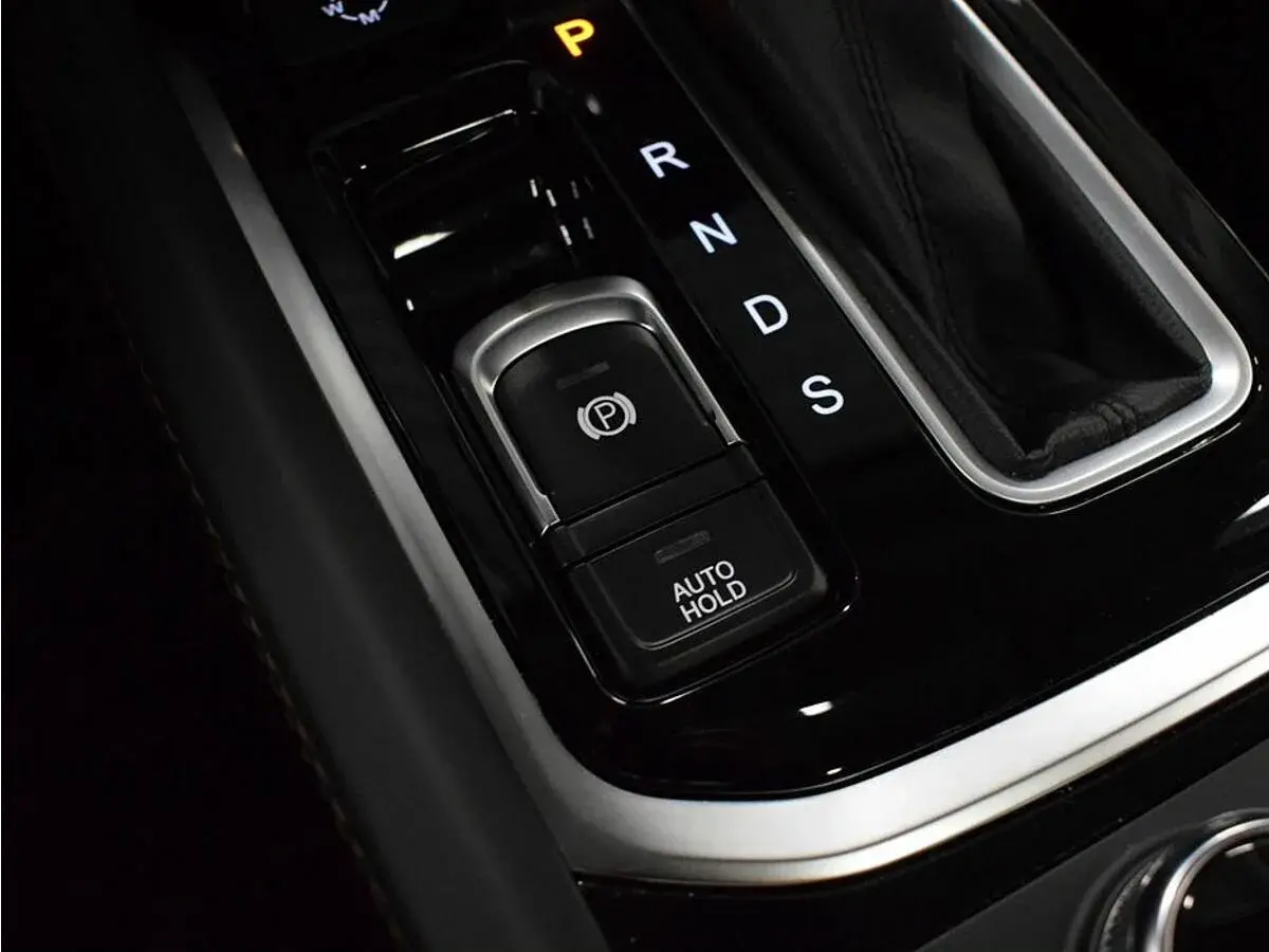GAC GS8