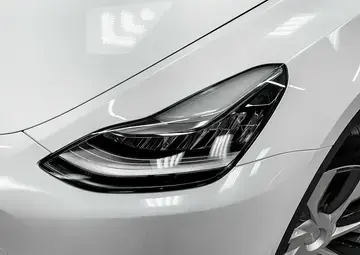 Tesla Model Y Вид 5