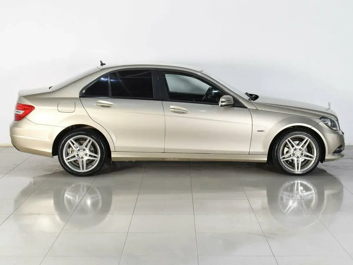 Mercedes benz C-Класс