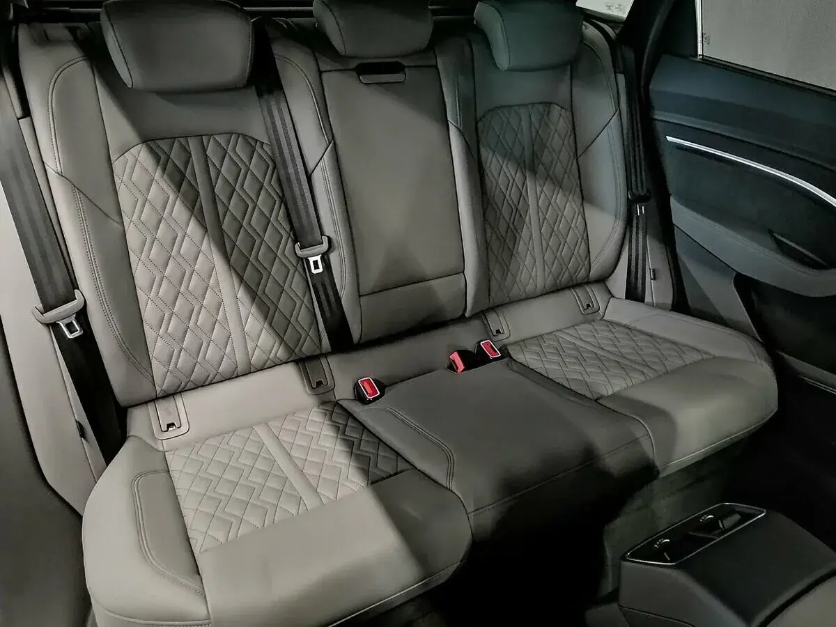 Audi e-tron S