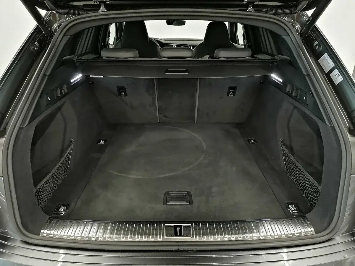 Audi e-tron S