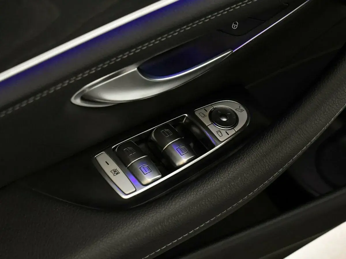 Mercedes benz E-Класс