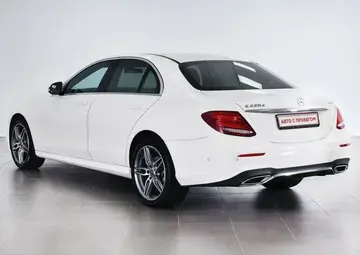 Mercedes benz E-Класс Вид 3