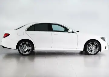 Mercedes benz E-Класс Вид 4