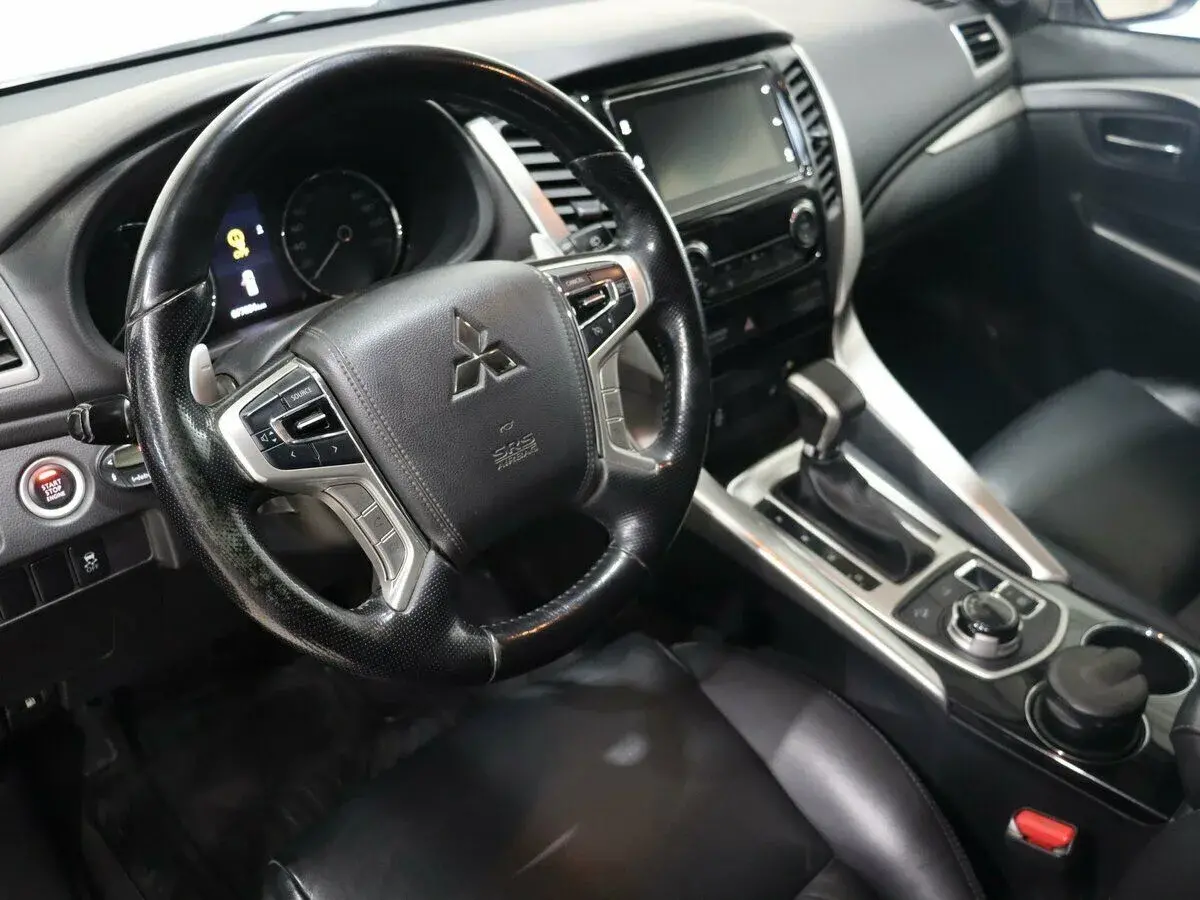 Mitsubishi Pajero Sport
