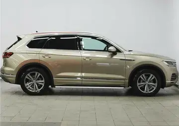 Volkswagen Touareg Вид 3