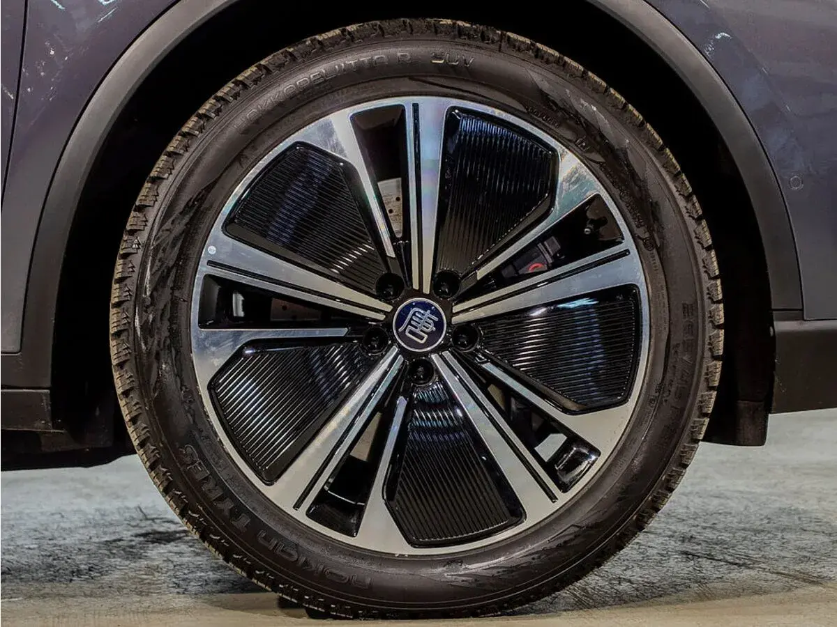 BYD Tang