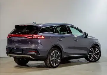 BYD Tang Вид 2