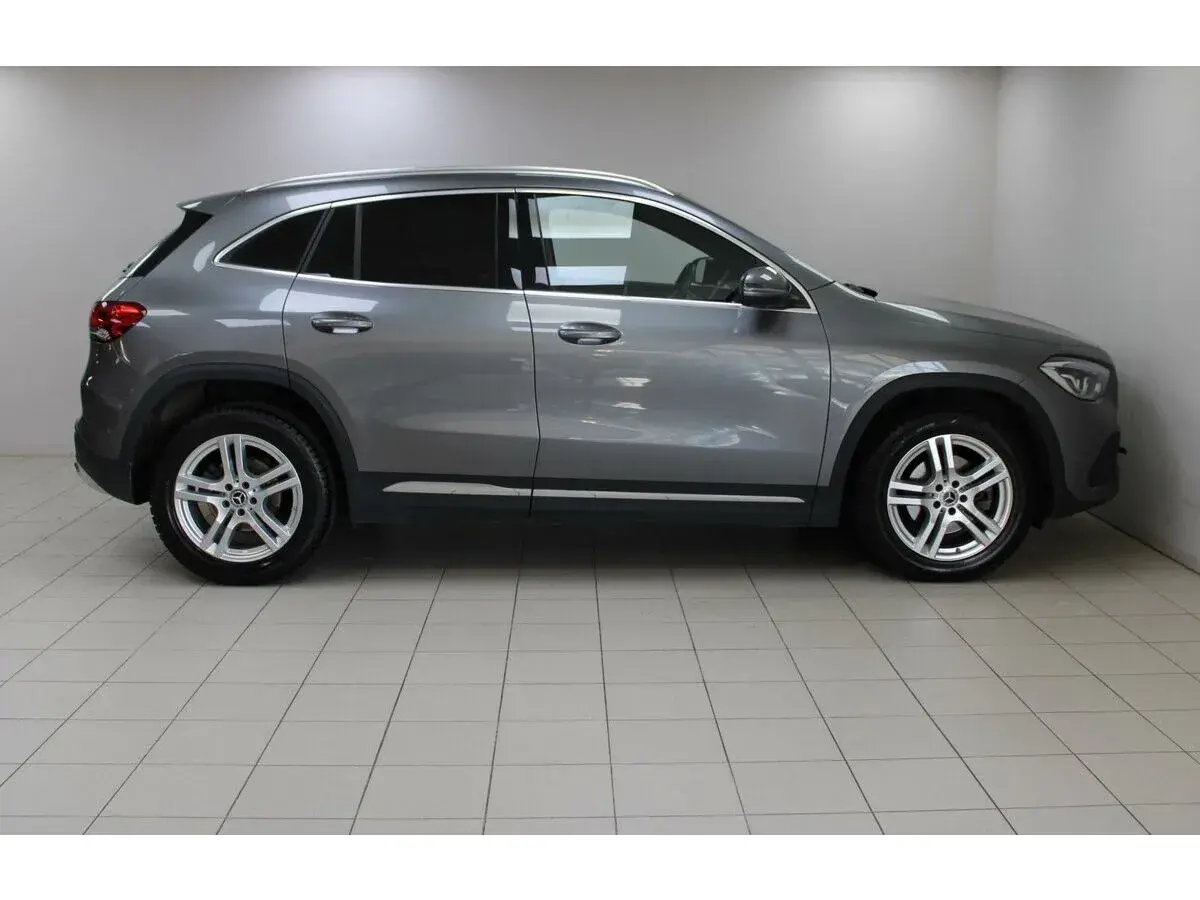 Mercedes benz GLA