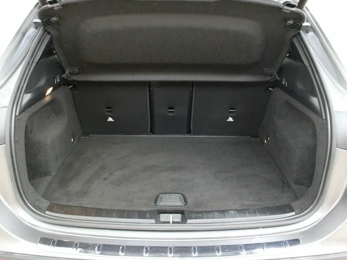 Mercedes benz GLA