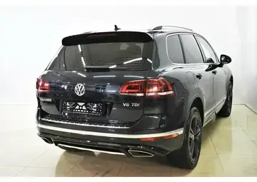 Volkswagen Touareg Вид 3