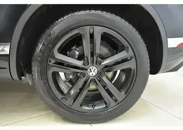 Volkswagen Touareg Вид 5