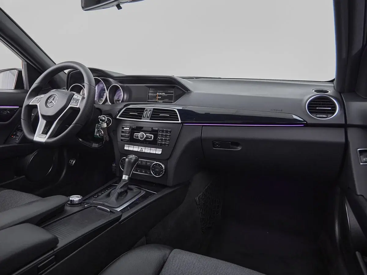 Mercedes benz C-Класс