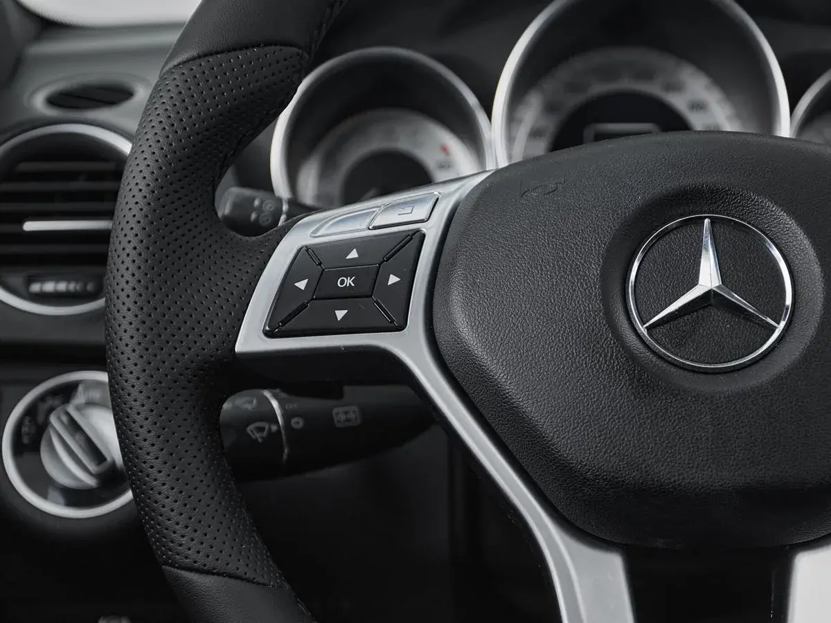 Mercedes benz C-Класс