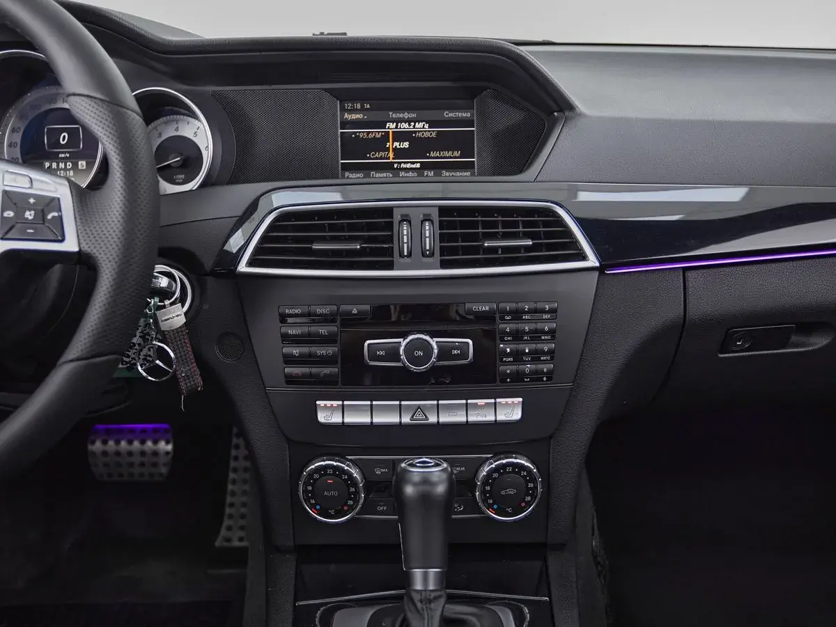 Mercedes benz C-Класс
