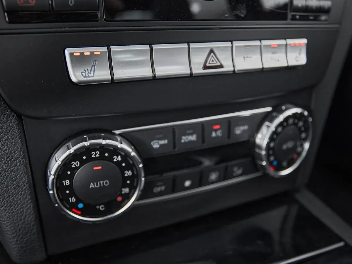 Mercedes benz C-Класс