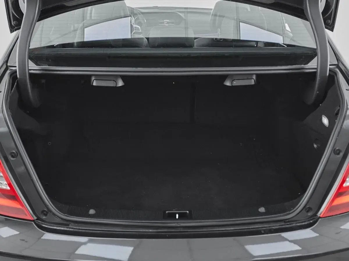 Mercedes benz C-Класс