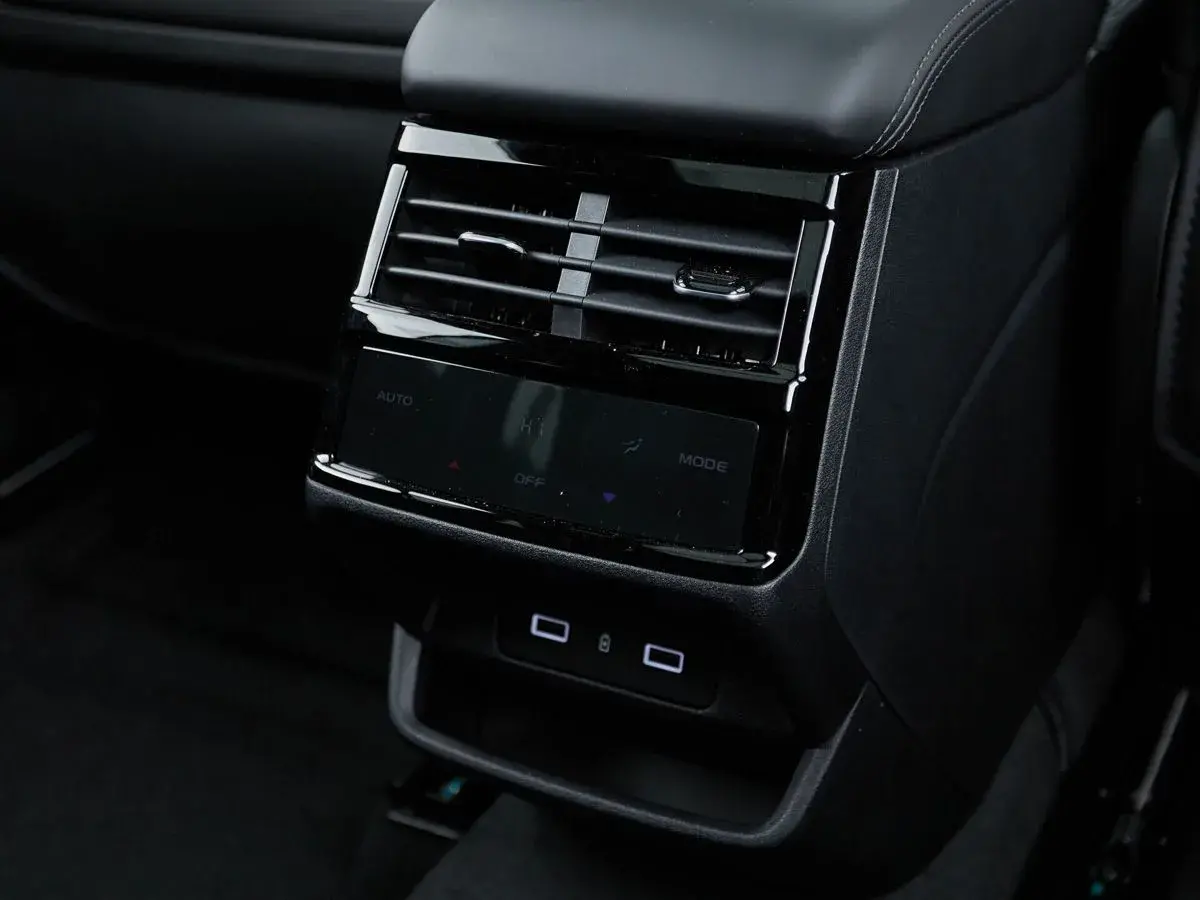 Geely Monjaro