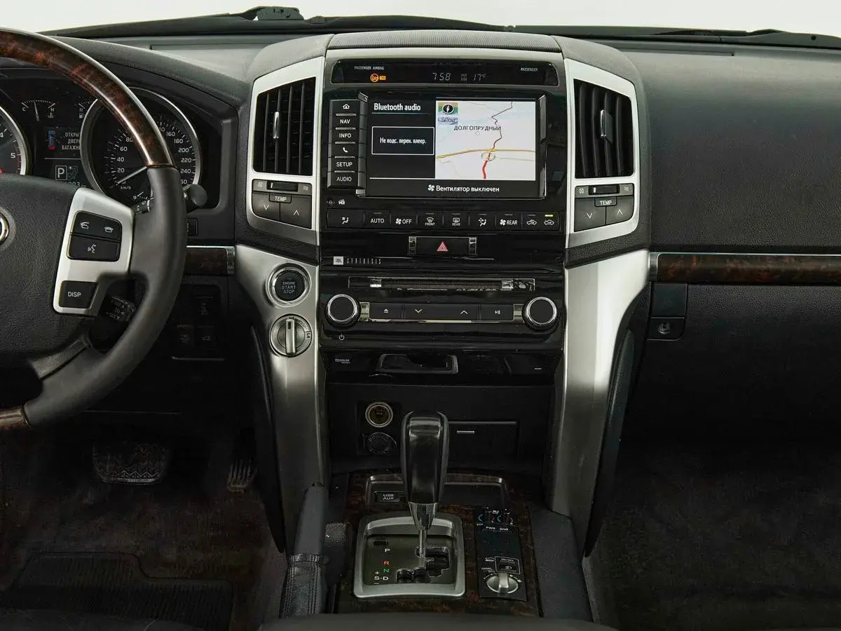 Toyota Land Cruiser