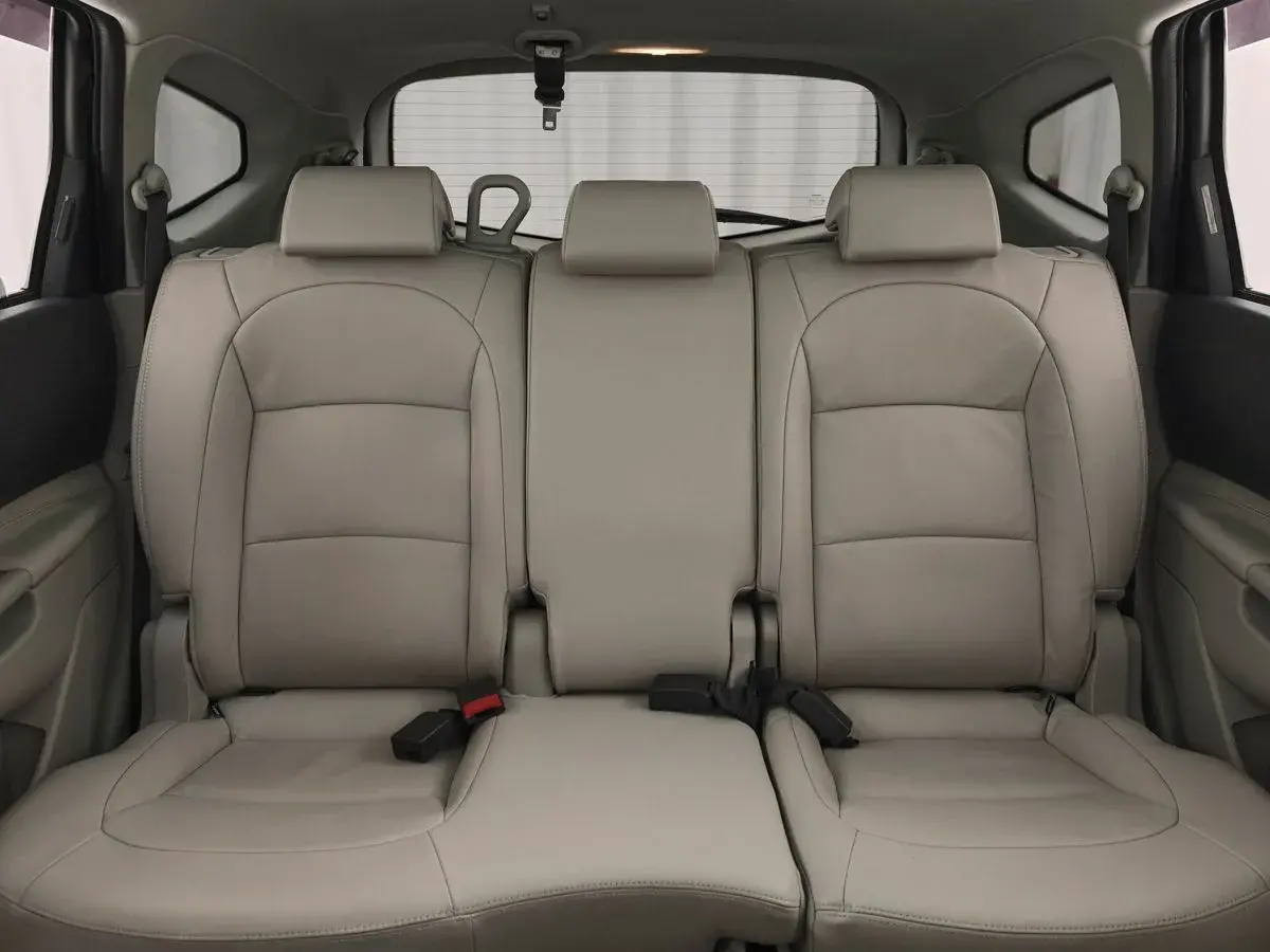Nissan Qashqai+2