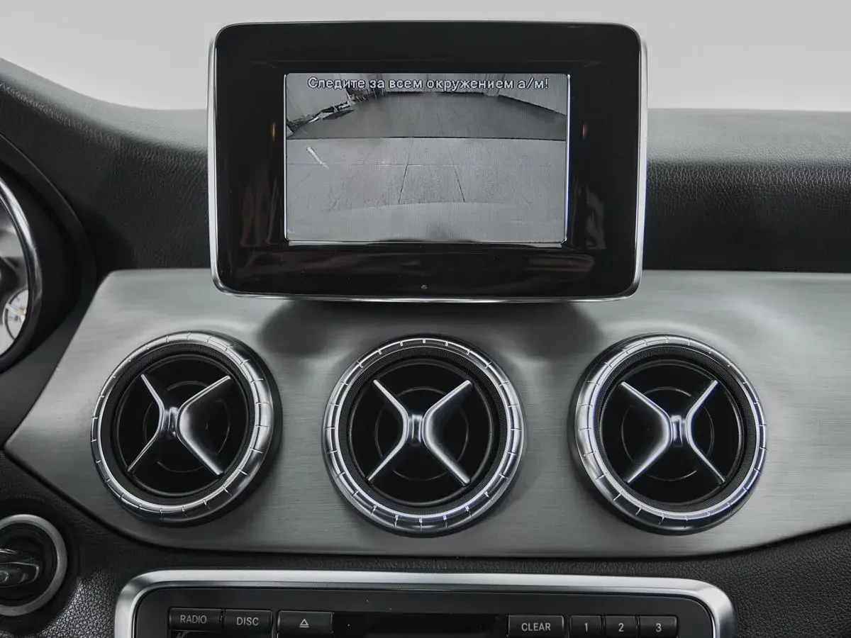 Mercedes benz CLA