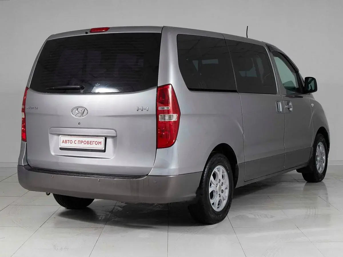Hyundai H-1