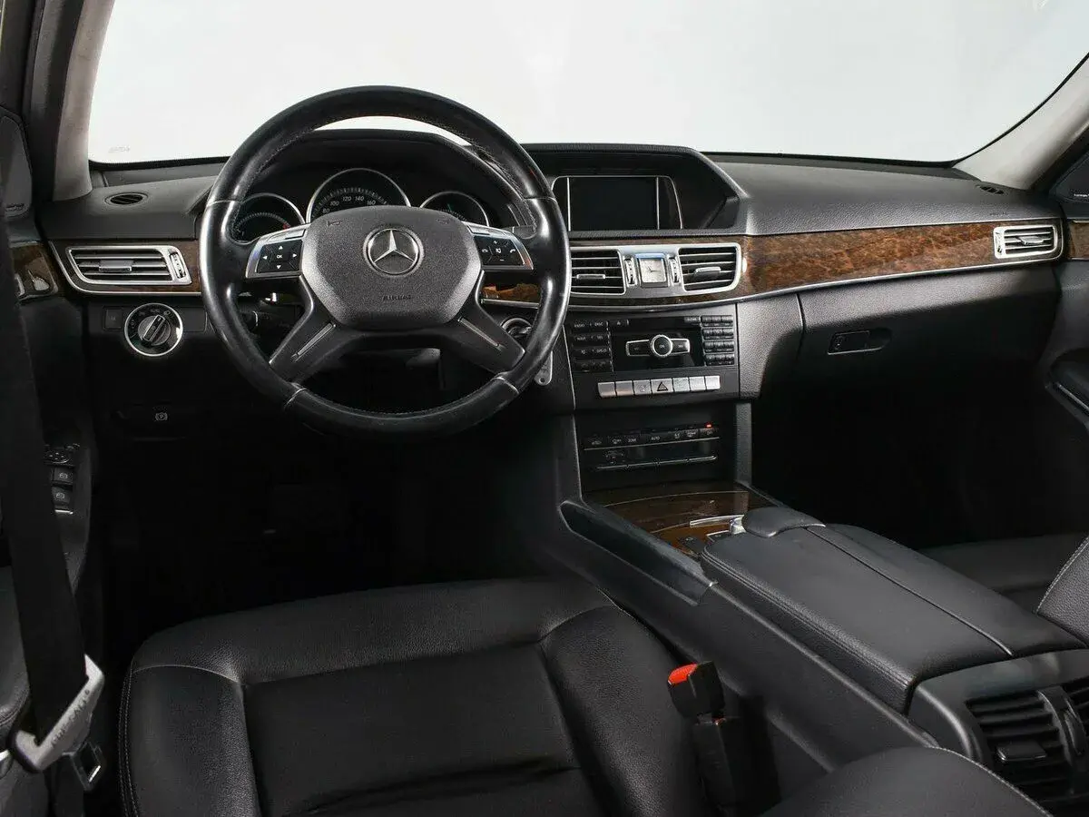 Mercedes benz E-Класс