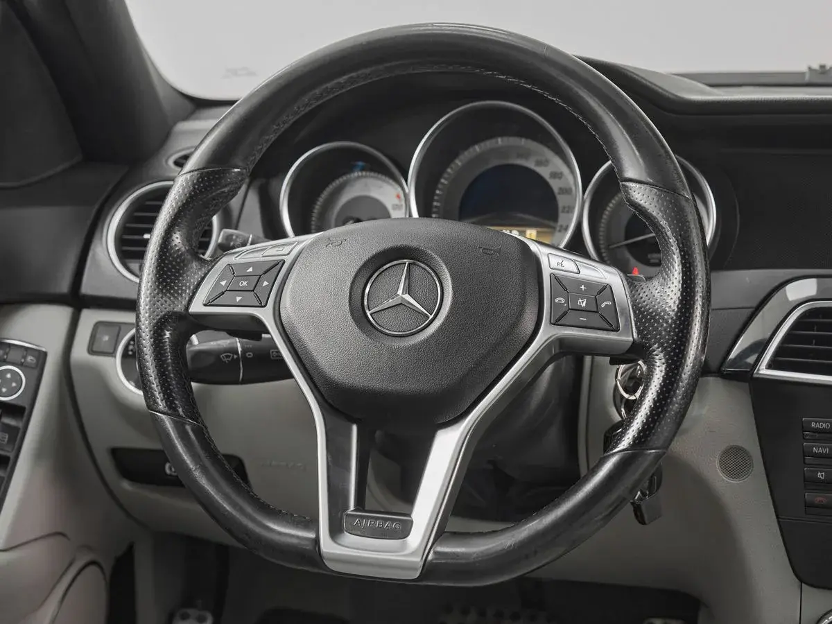 Mercedes benz C-Класс
