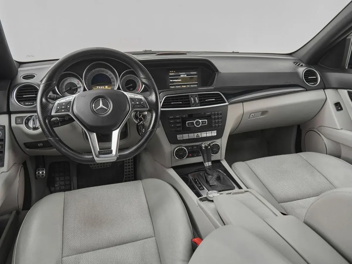 Mercedes benz C-Класс