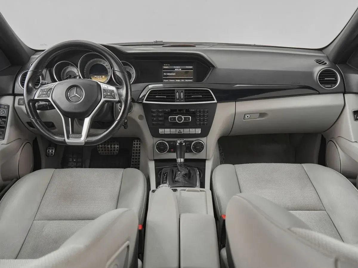 Mercedes benz C-Класс